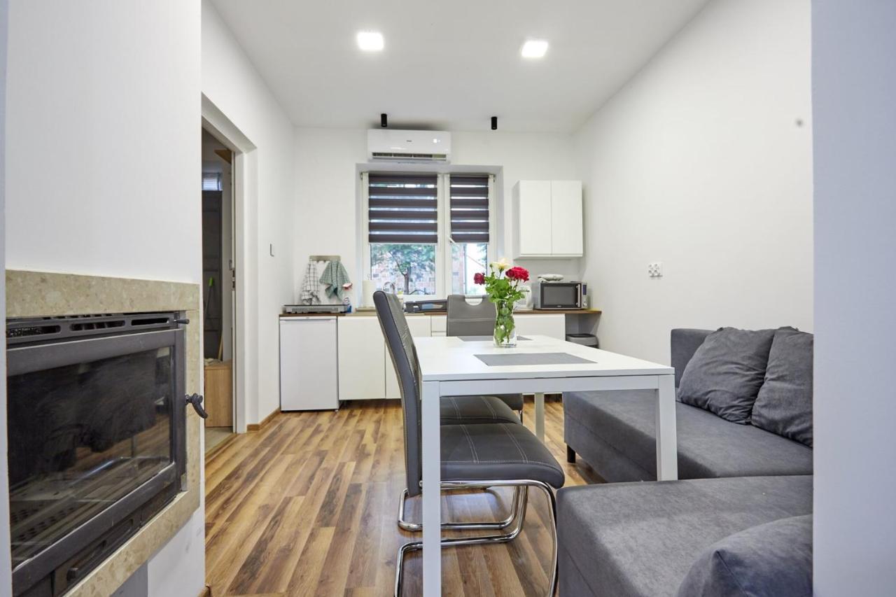 Apartamenty Domek Na Roztoczu Horyniec Esterno foto